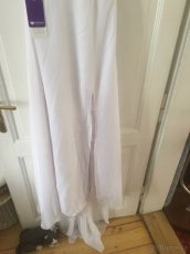 Nové svatební, plesové šaty - 2