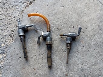 Palivový kohout jawa -čz,hlava pionýr,řazení Jawa - 2