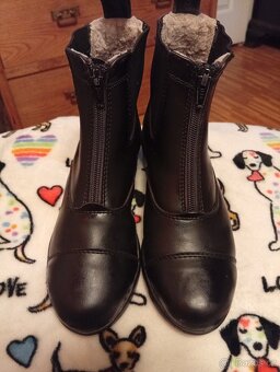 zimní jezdecká perka vel.35, zn.Steeds - 2