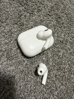 Apple Airpods Pro 2022 (2. generace) - 2