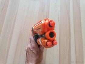 Nerf N-Strike Elite Firestrike + 3 náboje, pistole - 2