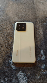 Xiaomi Mi 13 8GB/256GB v perfektním stavu - 2