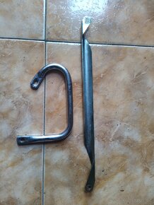 Jawa 250,350 držák lanka tachometru,madlo boční - 2