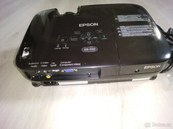 Projektor Epson EB-X92 - 2