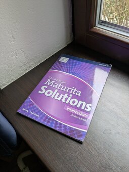 učebnice maturita solutions intermediate - 2