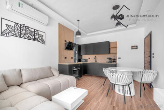 Prodej bytu 2+kk, 65 m2, Intercontinental area, Hurghada - 2