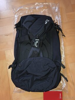 Batoh atomic backland fr 32+ black - 2