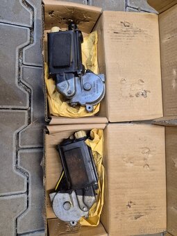 c3 corvette motorky oken - 2