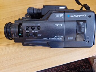 SONY  DCR-DVD105, BLAUPUKT CR 4600 - 2