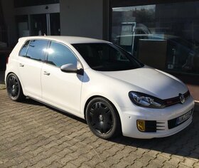 Sada original ALU kol VW s letním obutím 225/45 R17 - 2