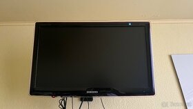 LCD TV monitor Samsung P2470HD 24" - 2