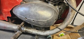Jawa 250/592 - 2