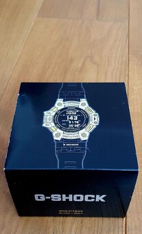 Casio G-shock GBD-H1000 Black & Gold - 2