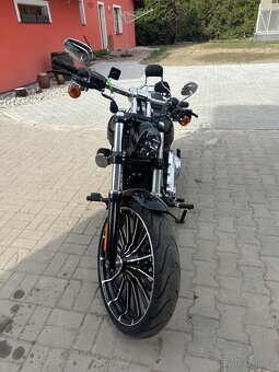 Harley Davidson Breakout 117 - 2