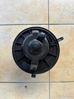 Ventilátor topení Octavia 2, Superb2, Yeti, Golf, Touran. - 2