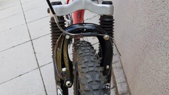 Horské kolo Rock Machine L - 2