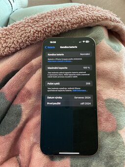 iPhone 16 pro max 256 gb ( pouštní Titan) - 2