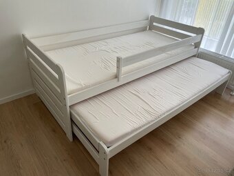 Detska postel s pristylkou, zabranou, 2 matracemi a 2 boxy - 2