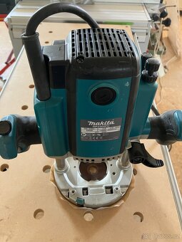 Frézka Makita RP 2300FC - 2