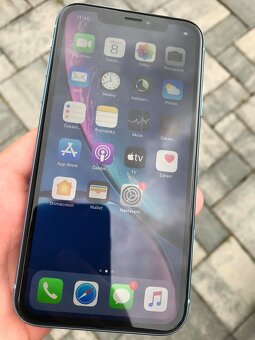 iPhone XR 64Gb...100% baterie...jako nový - 2
