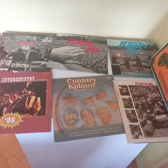 Gramofono e desky - 2