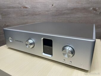 Luxman C-800f - 2