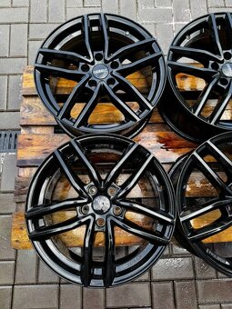 Alu kola, disky r17 5x112 Dezent Black - 2