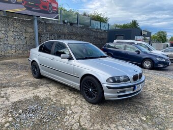 BMW 320i (E46) Sedan 2001 - 2