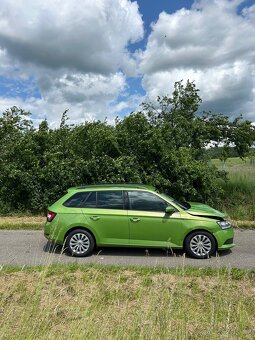 Skoda fabia combi facelift 1.0 tsi 70kw r.v 2022 84tis km čr - 2