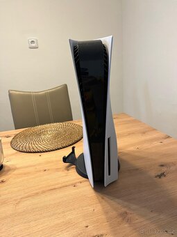 PS5 s mechanikou s příslušentsvím - 2