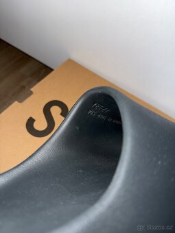 Nové Yeezy Slide Onyx - vel. 42 - 2