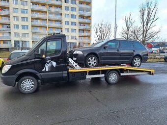 ŠKODA OCTAVIA II DSG BOLT FOODORA PŮJČOVNA - 2