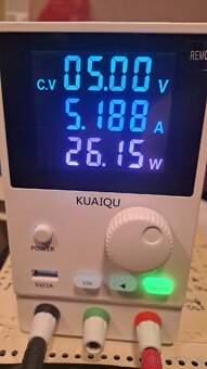 Laboratorni zdroj 0-10A 0-30V. - 2