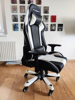 Herní židle DXRacer jako nová + profi kolečka zdarma
- 2
