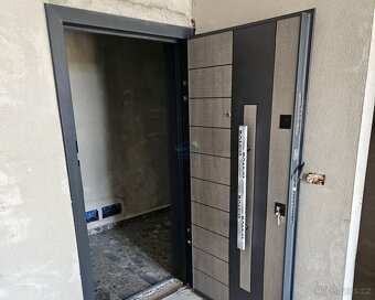 Studio 36m2 s výhledem na moře, promenáda Vlore, Albanie - 2