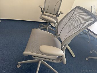 Kancelářská židle humanscale - 2