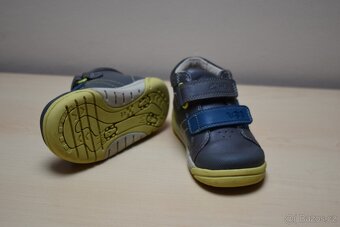 Značkové kožené kotníkové boty - vel. 24 - 2