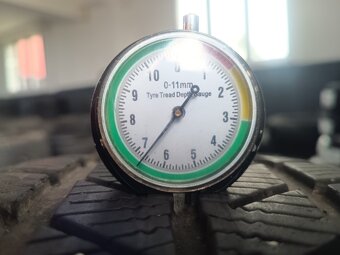 245/45 R18 BARUM (4021) - 2