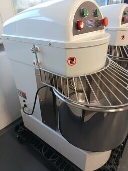 Míchadlo na těsto 30 l - 2