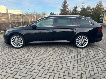 Škoda Superb kombi 2.0TSI 4x4 DSG 206kw KAMERA TAŽNÉ - 2