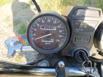 SUZUKI GSX 400 L - 2