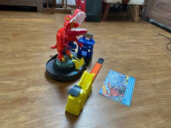 Hot Wheels City T-Rex Rampage - 2