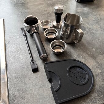 Pákový kávovar De’Longhi Arte + mlýnek De’Longhi – kompletní - 2