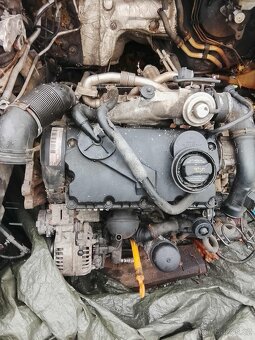 Ford  galaxy  1.9 tdi 85 kw  motor kompletni cen 6000 kč - 2