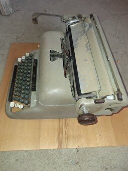 Psací stroj - 2