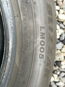 215/65/17 zimní pneu 7.mm,2.ks. - 2