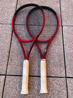 Tenisové rakety Wilson CLASH 100 Pro v2.0 - 2