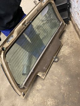 Kufr civic 4g - 2