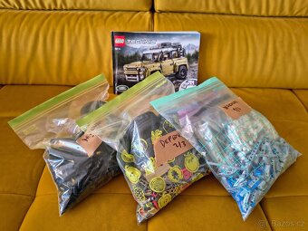 Lego defender 42110 - 2