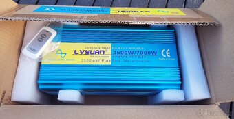 Prodám nový měnič napětí 12/230V, 8000/3500W - 2